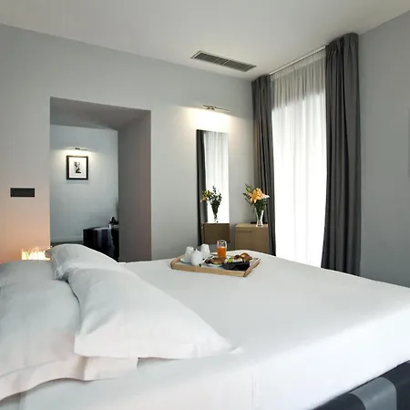 Art Navona Gasthuis 4*